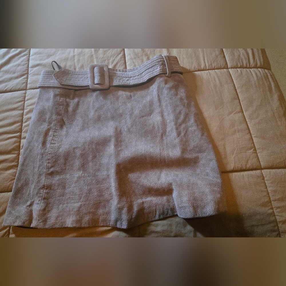 Blank NYC Brown Textured Skirt with Belt